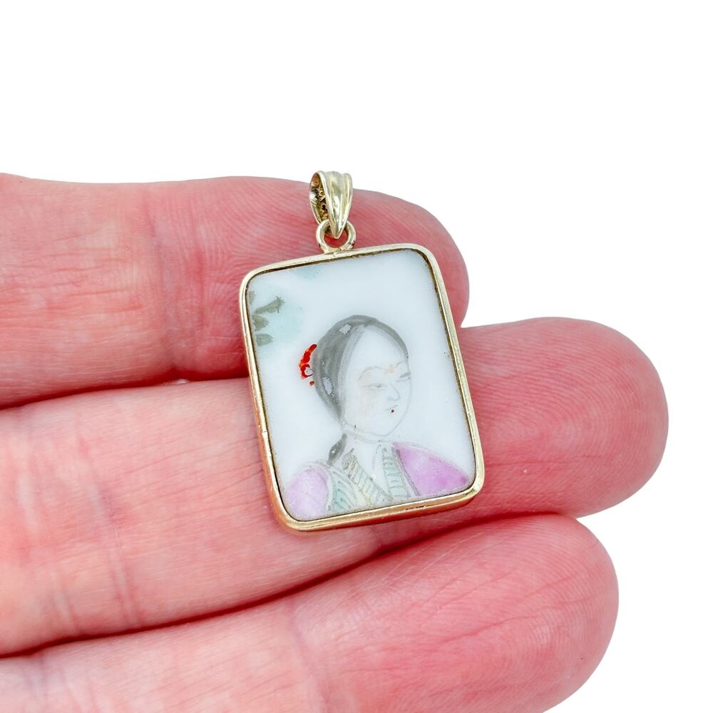 Vintage Sterling Silver 925 Vermeil Porcelain Pendant